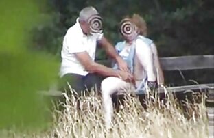 XXX Betrunkene Mädchen für ein Massageerlebnis kostenlose reife frauen im Fond ausgezeichnet