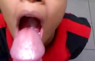 XXX Brünette, Kleid offen vor dem Badezimmer und zeigt www nackte reife frauen Ihre Titten