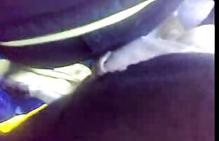 XXX Trinity arrangieren sex mit ganz alten frauen einen Gangbang auf dem Küchentisch